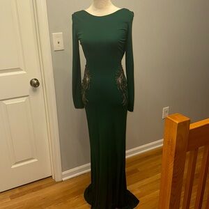 Badgley Mischka size 0 Kelly green gown - like new